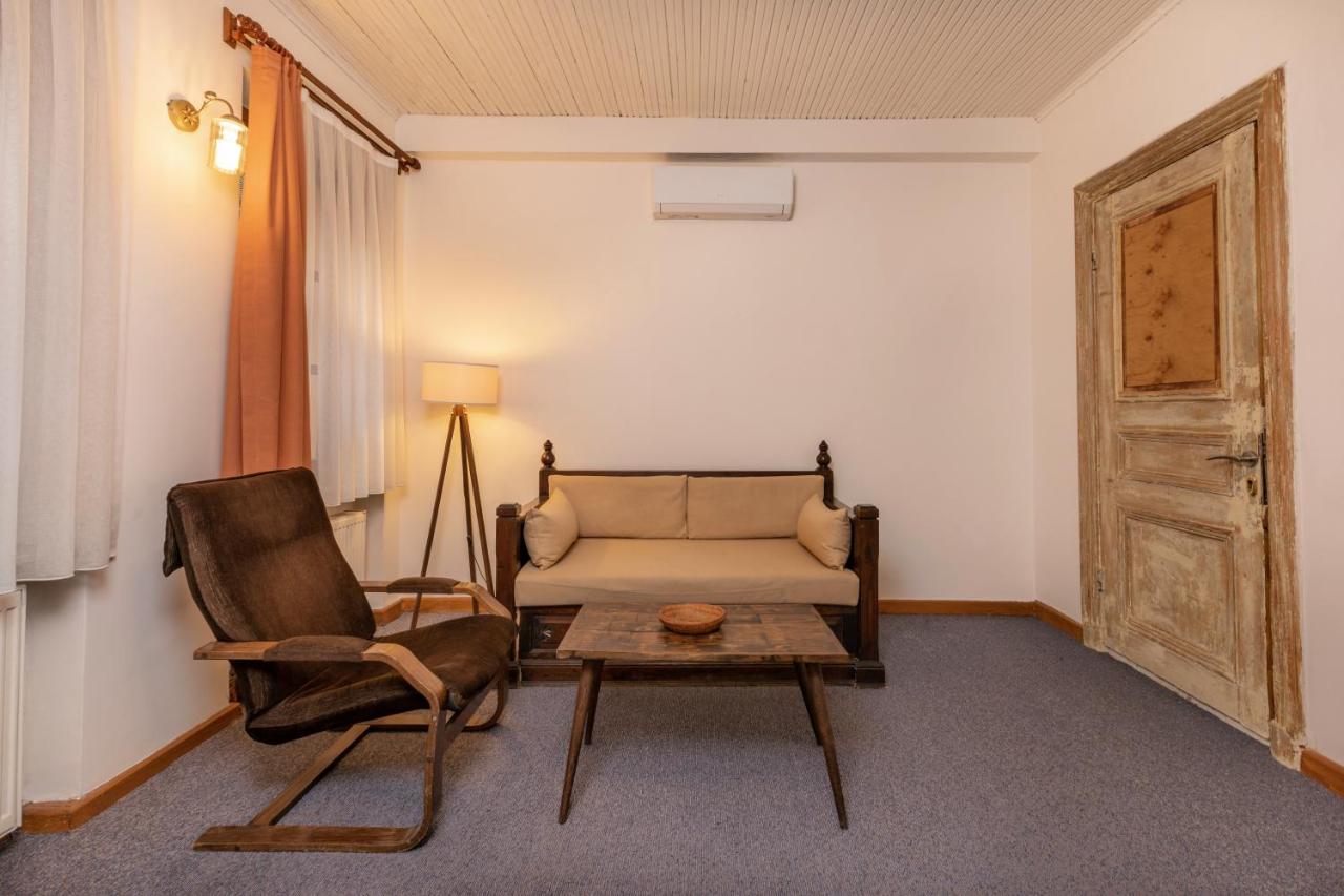9 Pera Apartment Istanbul Ngoại thất bức ảnh